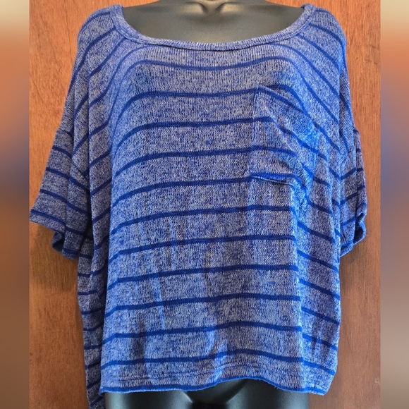 Mossimo Supply Co. Tops - Mossimo Supply Co. Blue Striped Short Sleeve Tee SzM NWT